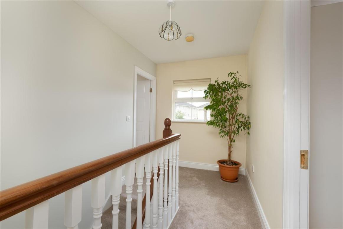 2 Cosy Bedrooms In A 3 Bed Home Tyrrelstown Экстерьер фото